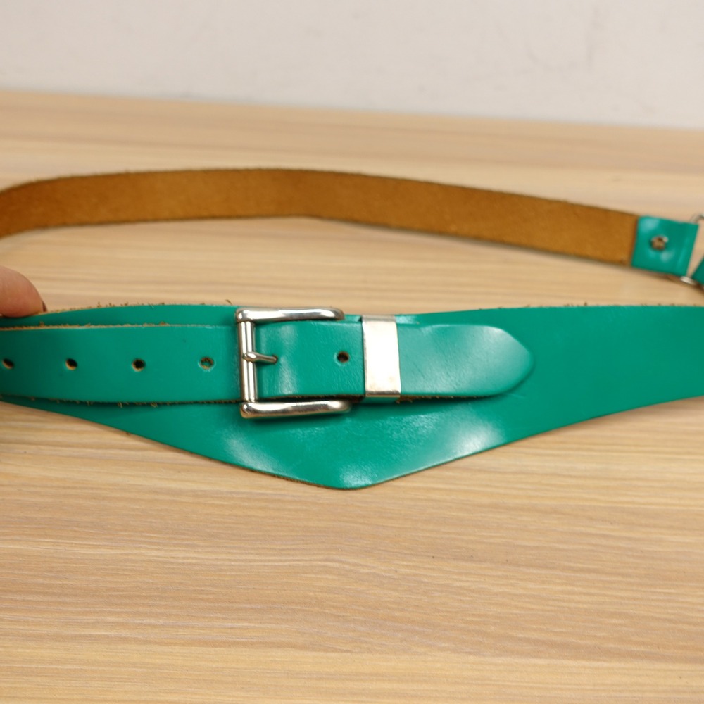 Vintage Boho Western Real Leather Waist Belt Women SMALL Green Contour Hip Retro